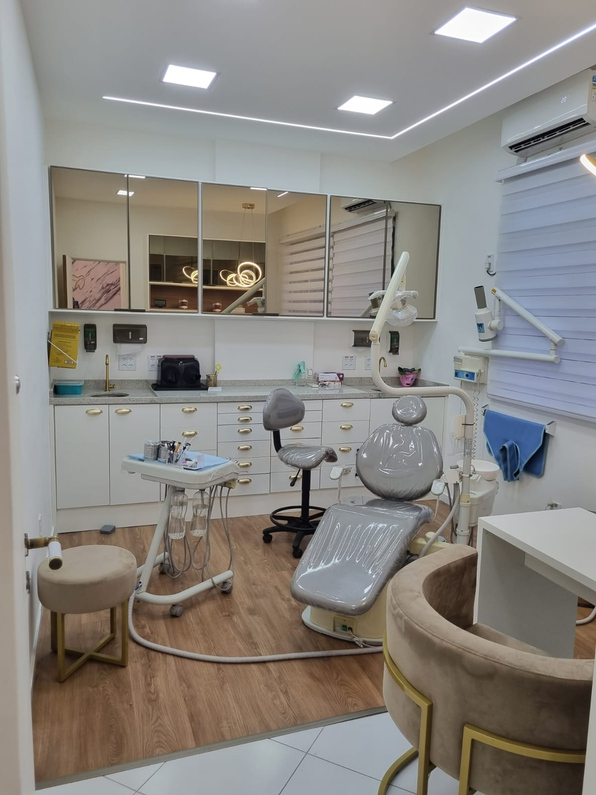 Recepção da clínica Unidade de Referência à Saúde Oral